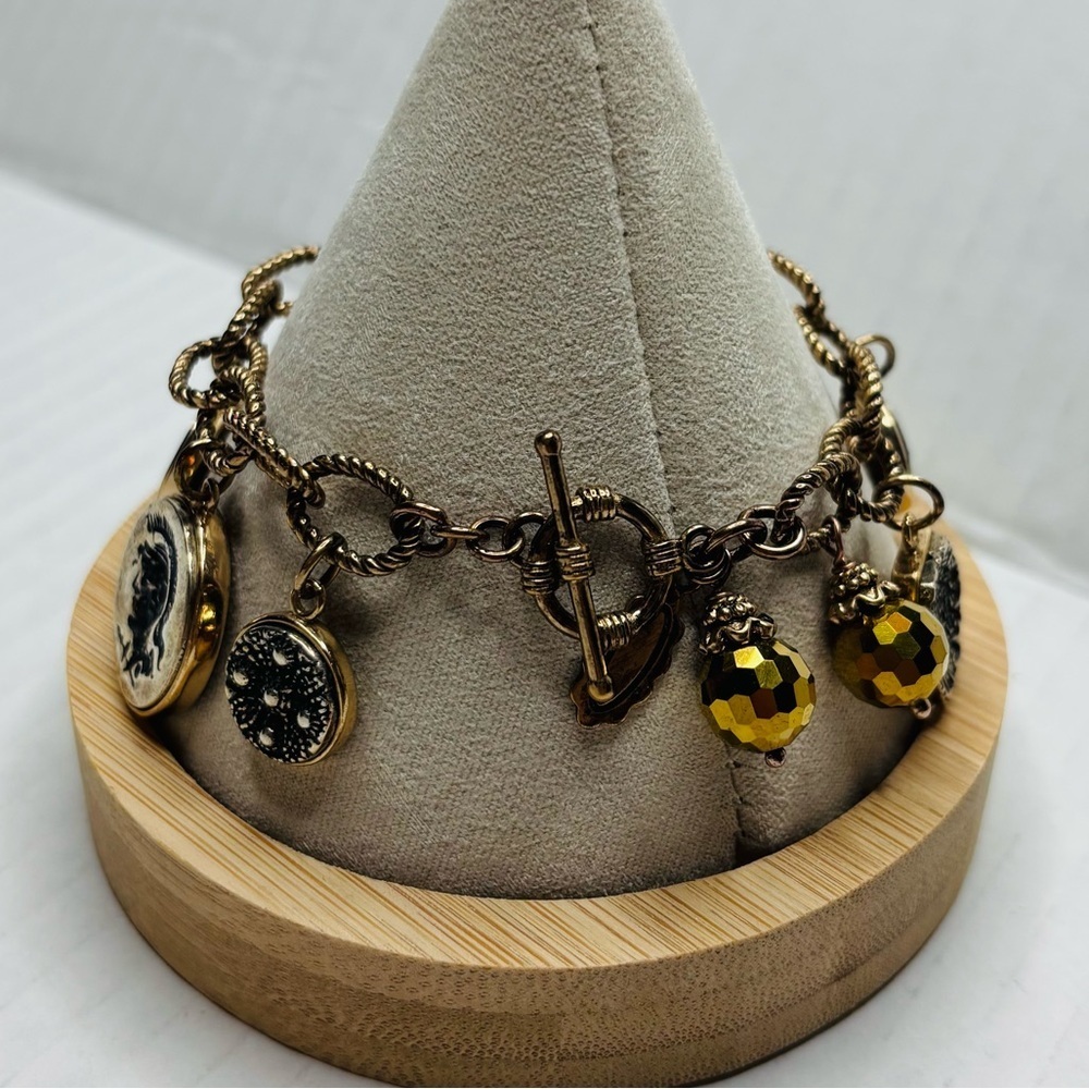AMY KAHN RUSSELL Vintage Gold Rare Coin Charm Bracelet - Picture 3 of 13